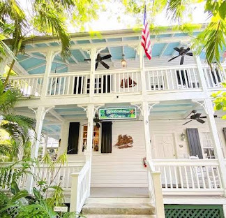 Key West Harbor Inn – waterfront marina boutique inn in Key West, Florida Keys